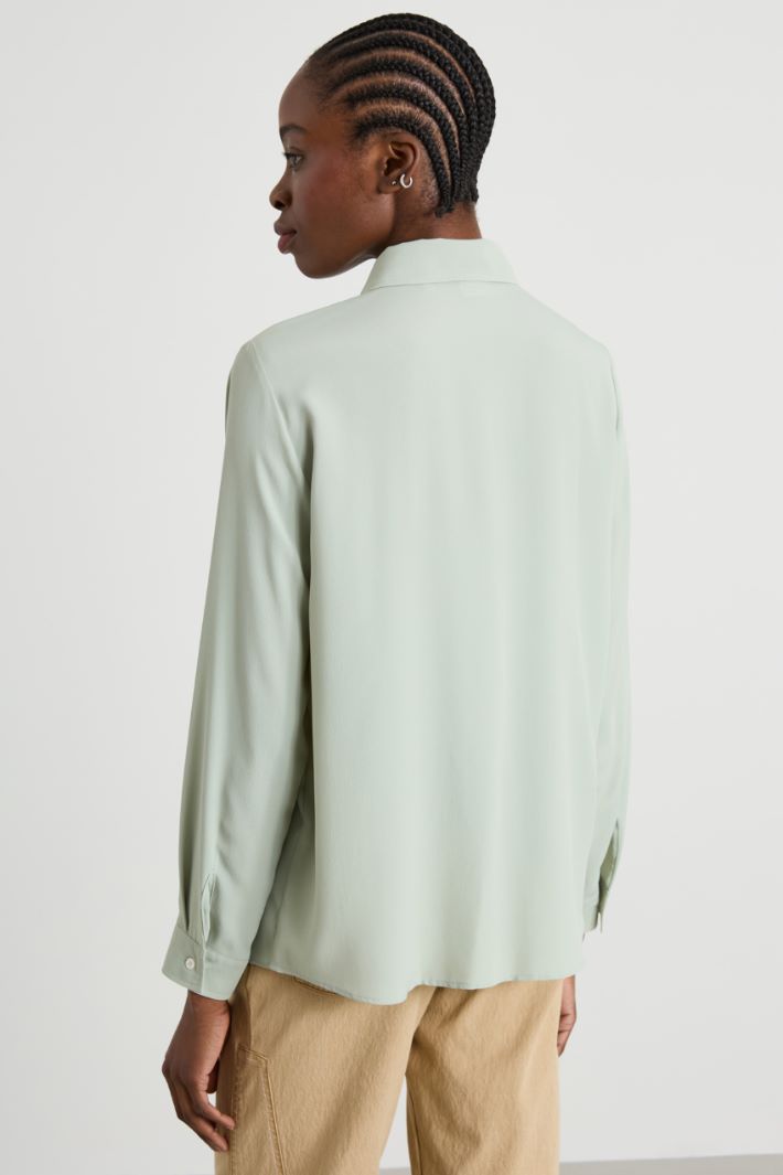 Silk-blend crêpe shirt Intrend - 2