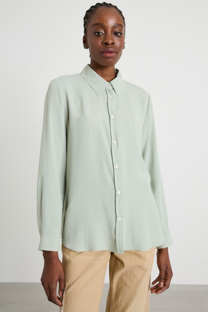 Silk-blend crêpe shirt Intrend