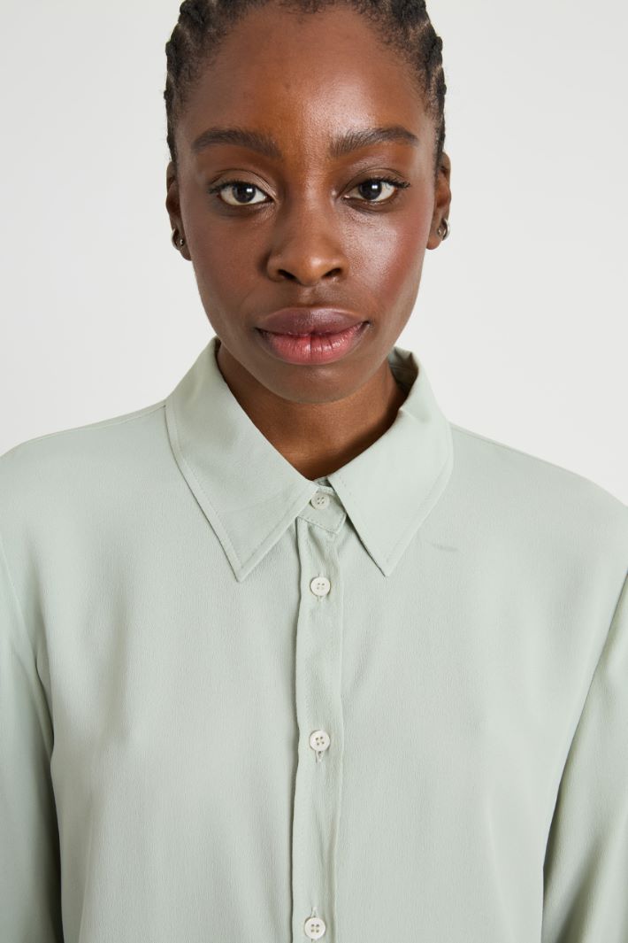 Silk-blend crêpe shirt Intrend - 4