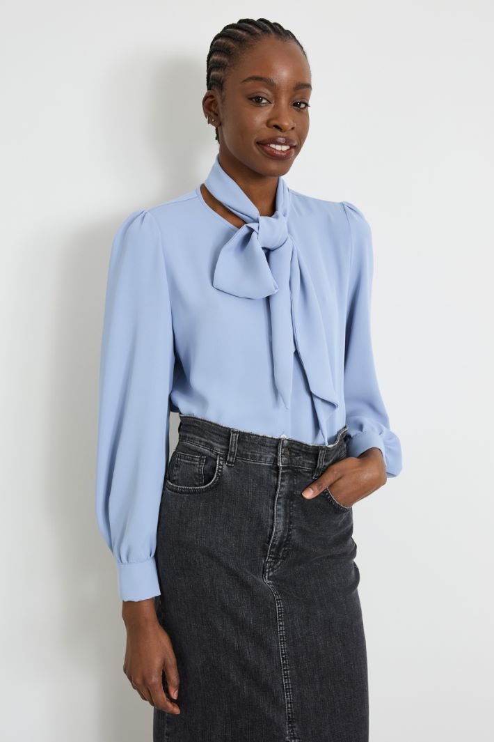 Blouse with neckerchief Intrend