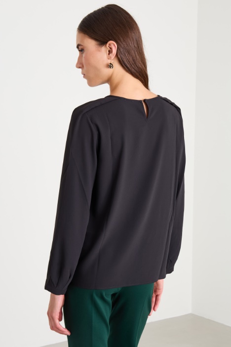 Blusa in crépe leggero