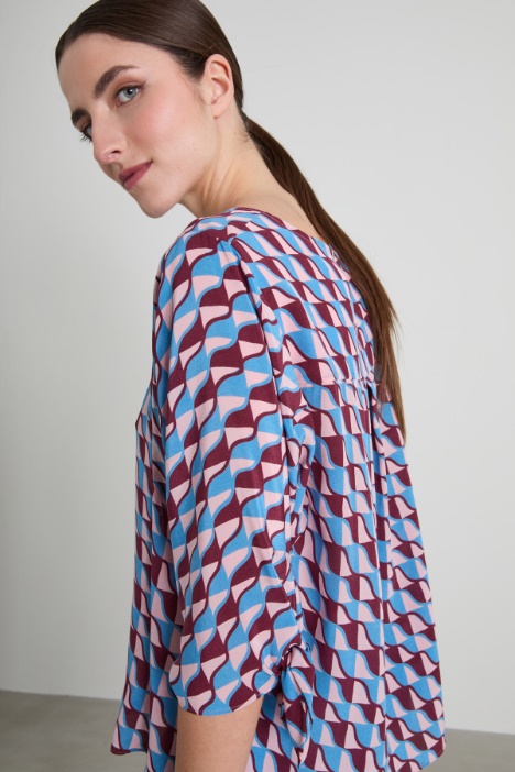 Blusa girocollo in crépe