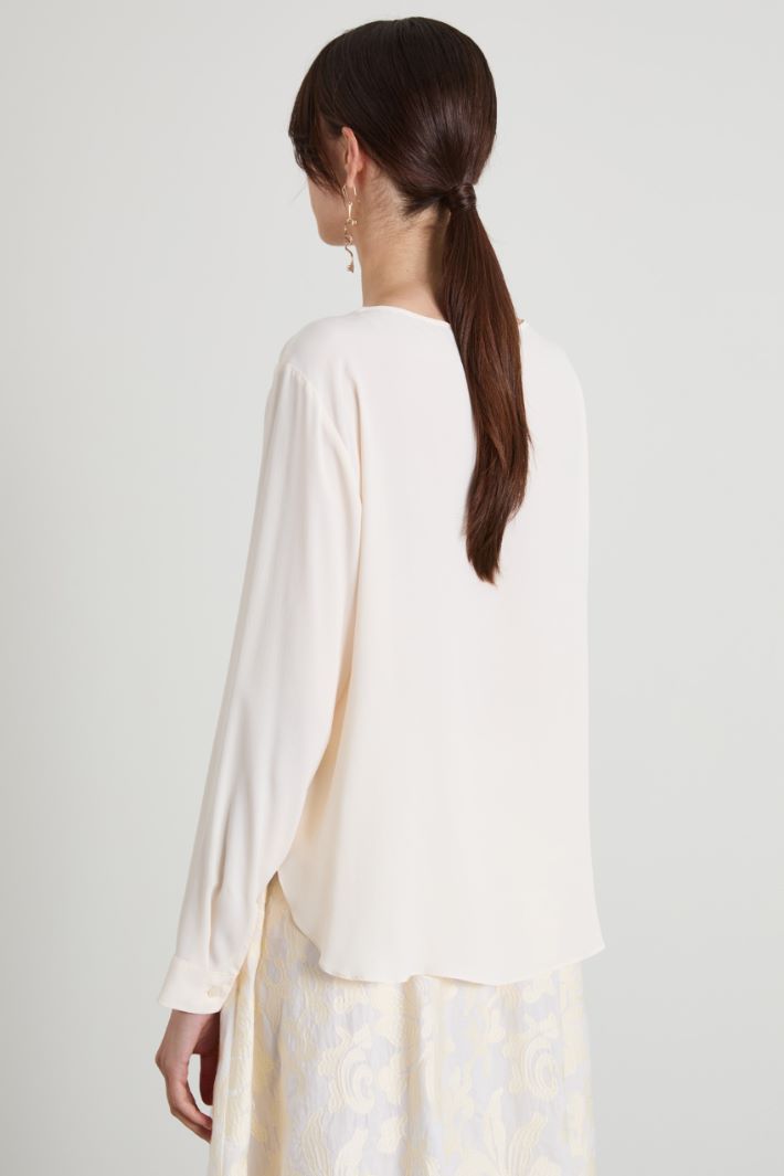 Blusa in crépe de chine Intrend - 2