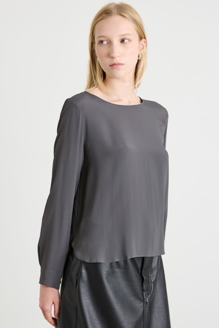 Blusa in crépe de chine Intrend