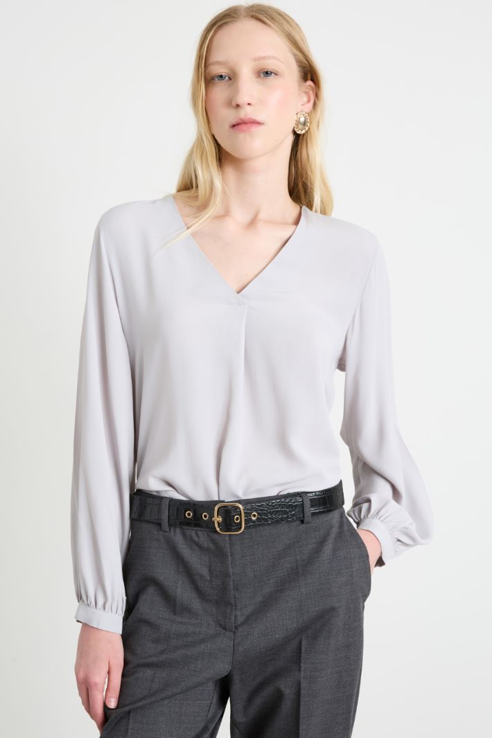 Blusa in crépe Intrend