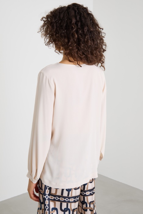 Blusa in crépe