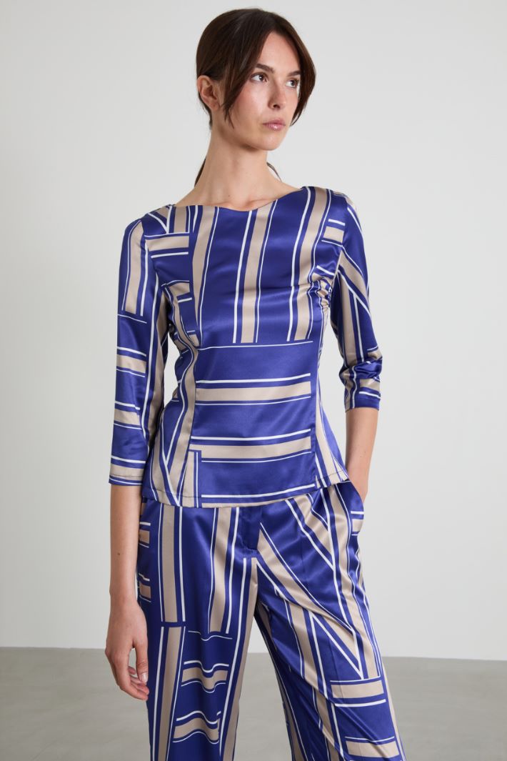 Blusa in raso Intrend