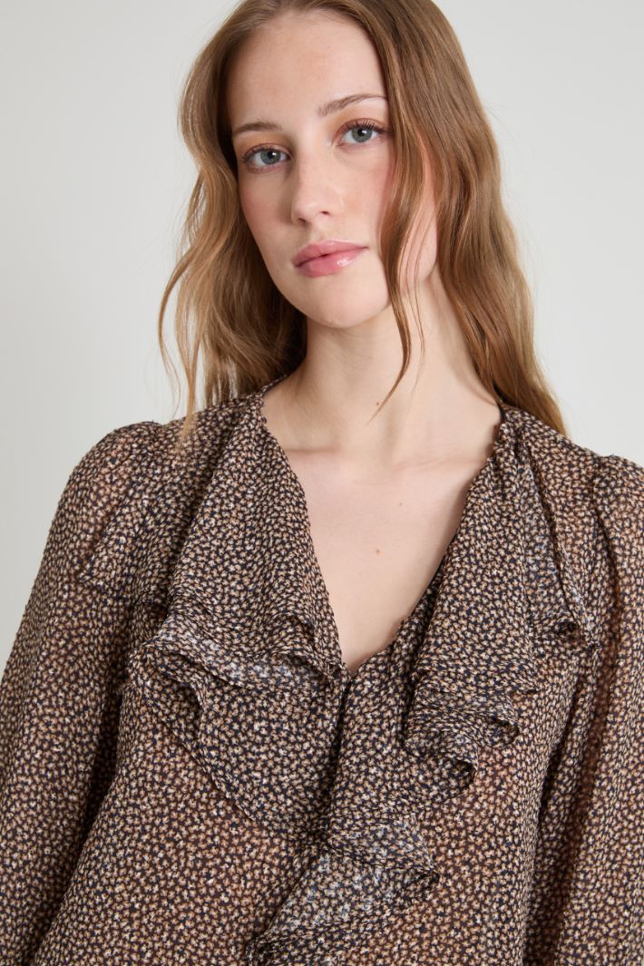 Blusa georgette con rouches Intrend - 4