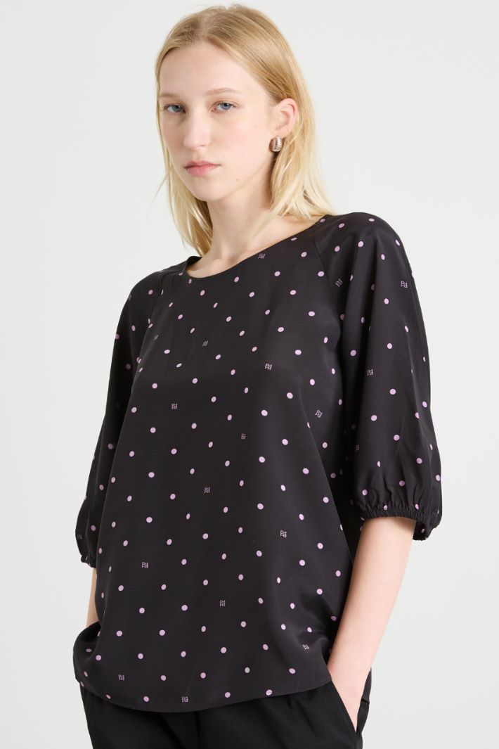 Blusa a fantasia Intrend