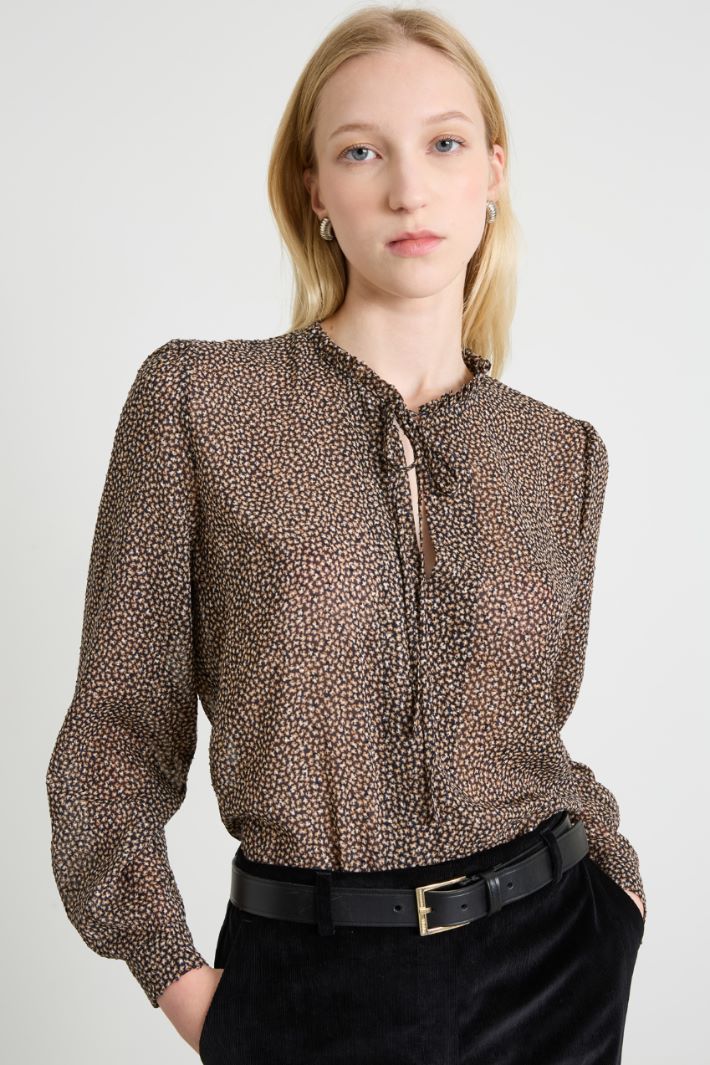 Blusa in plumetis stampato Intrend