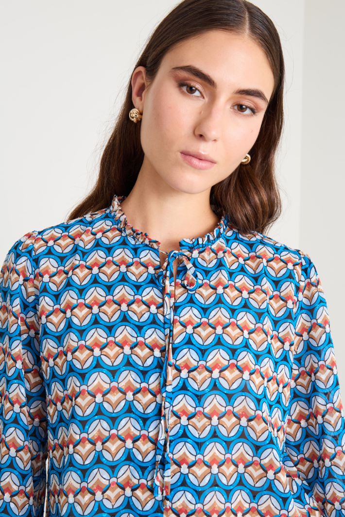 Blusa in plumetis stampato Intrend - 4