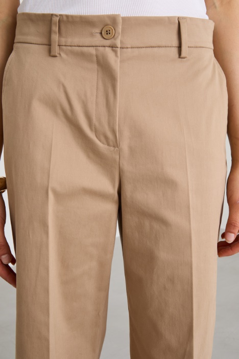 Pantaloni cropped in raso di cotone