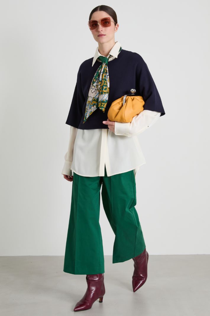 Pantaloni cropped in raso di cotone