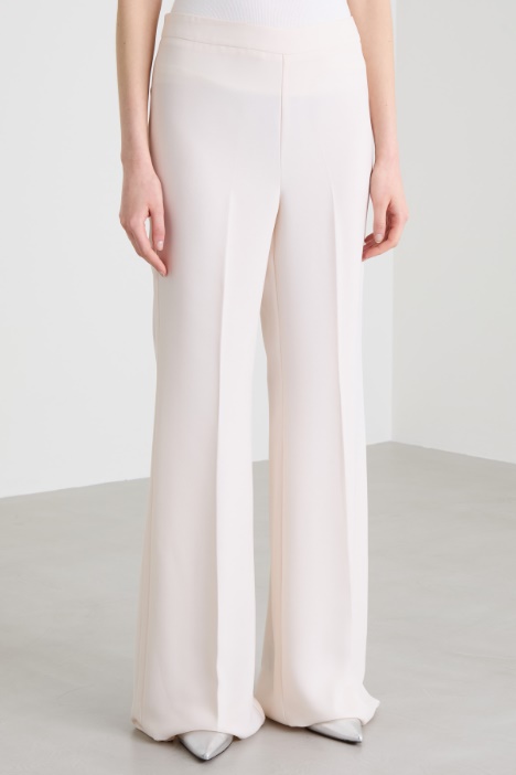 Pantalones acampanados