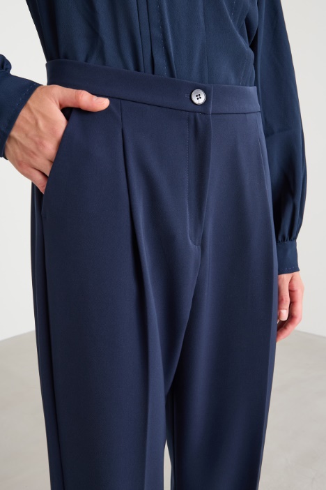 Pantalones de sarga con pinzas
