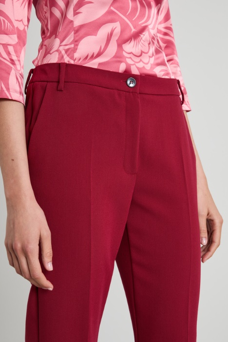 Pantaloni a sigaretta