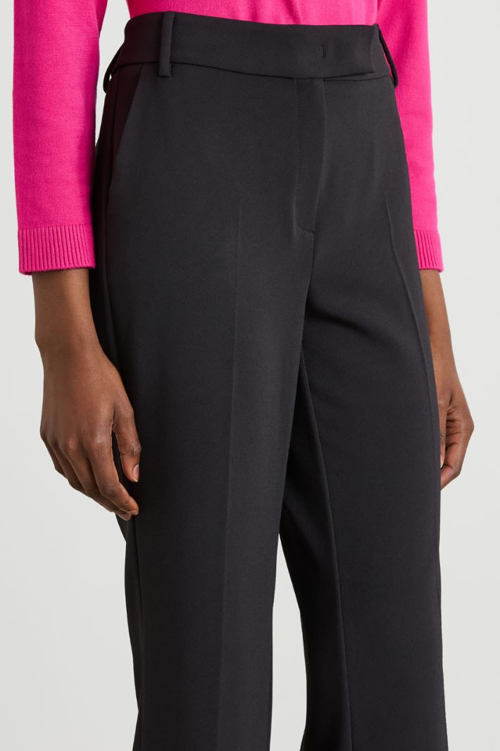 Pantaloni in tricotina con risvolto Intrend - 4