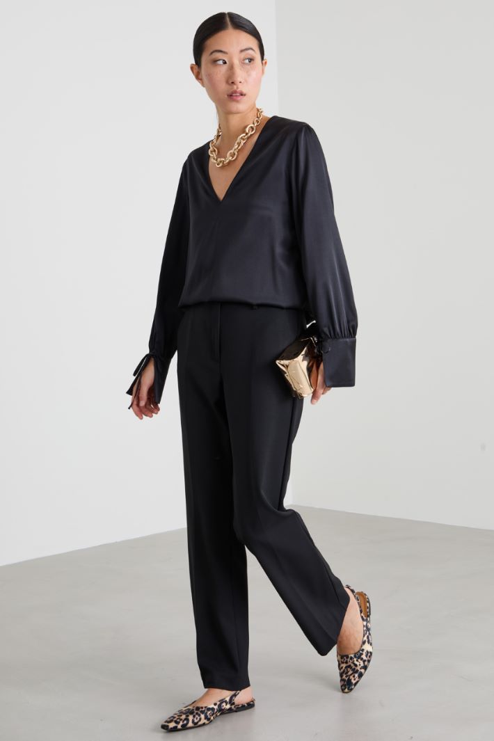 Pantaloni dritti in lana Intrend
