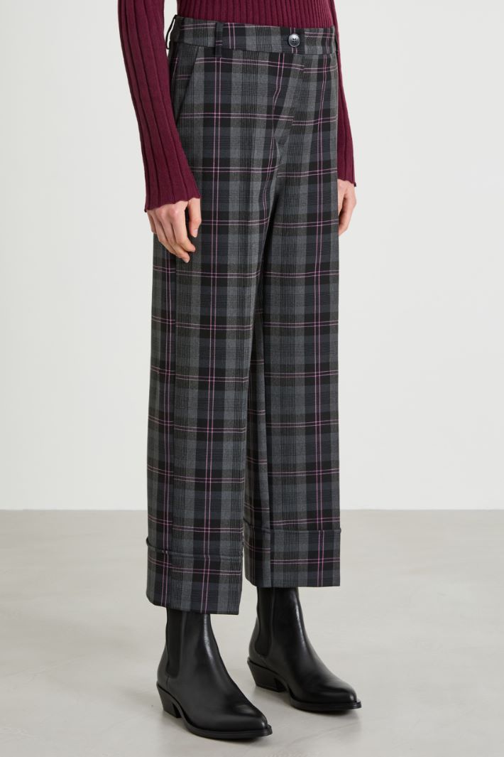 Turn-up straight-leg trousers Intrend - 2