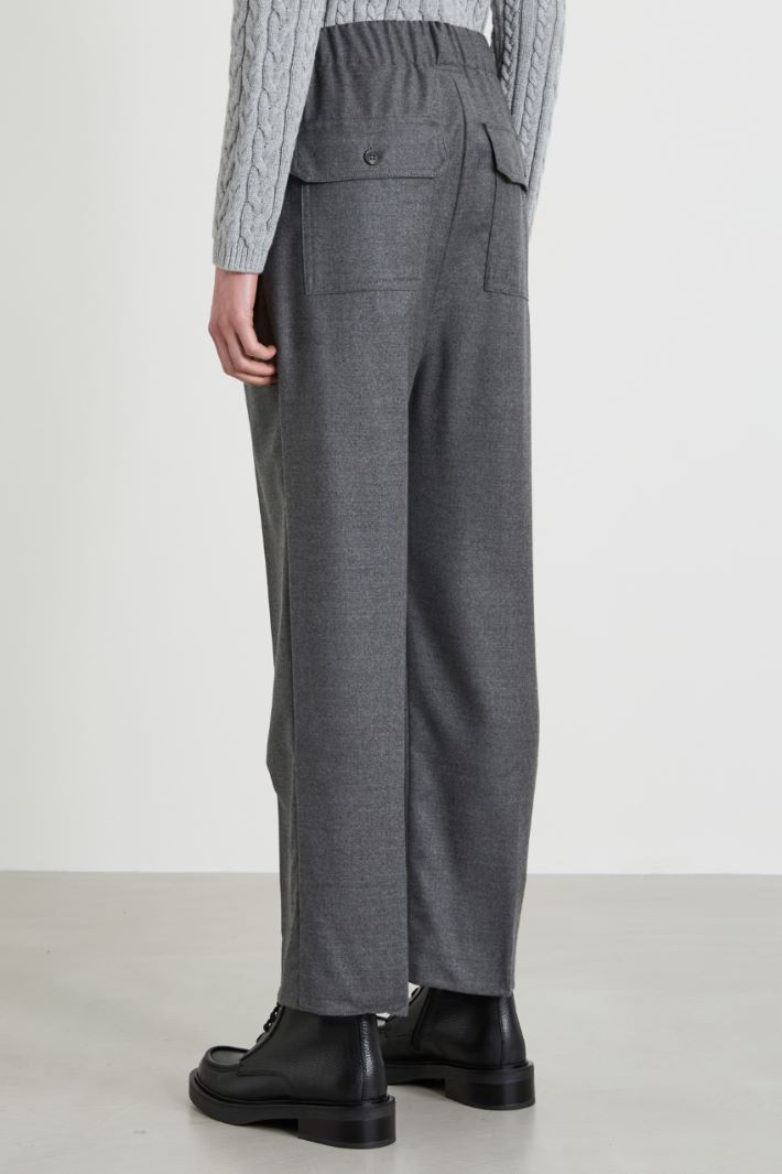 Baggy-fit flannel trousers Intrend - 3