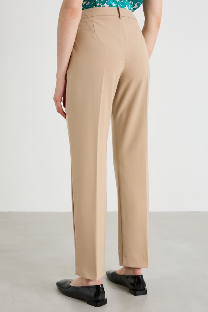 Pantaloni in tessuto diagonale Intrend - 3