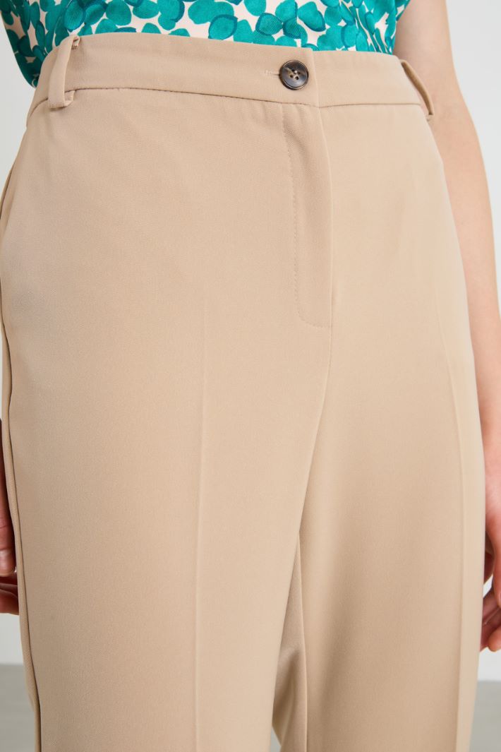 Pantaloni in tessuto diagonale Intrend - 4