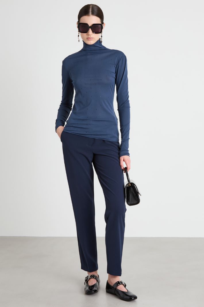 Pantaloni in tessuto diagonale Intrend