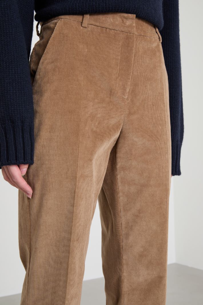 Corduroy trousers Intrend - 4