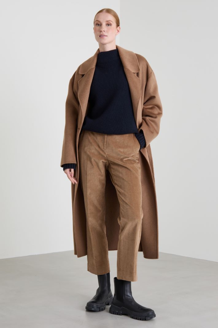 Corduroy trousers Intrend