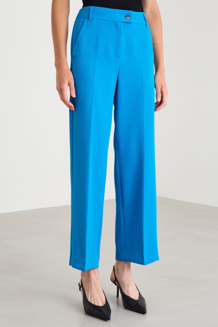 Pantaloni in tessuto diagonale Intrend - 2