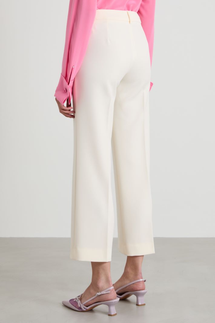 Pantaloni in tessuto diagonale Intrend - 3