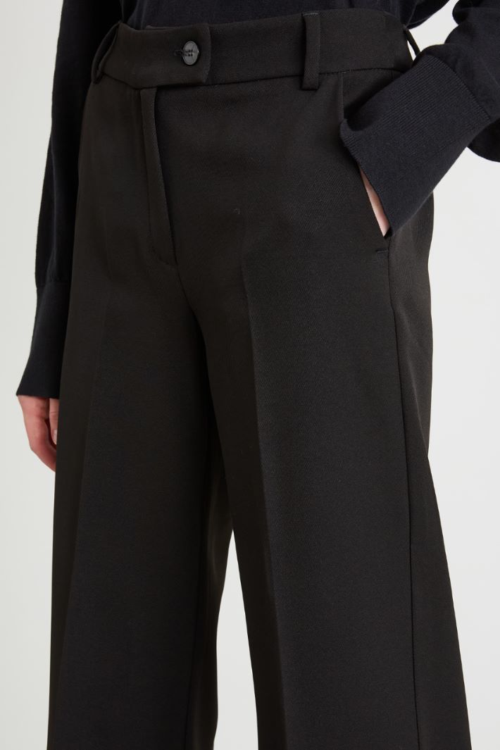 Pantaloni in tessuto diagonale Intrend - 4