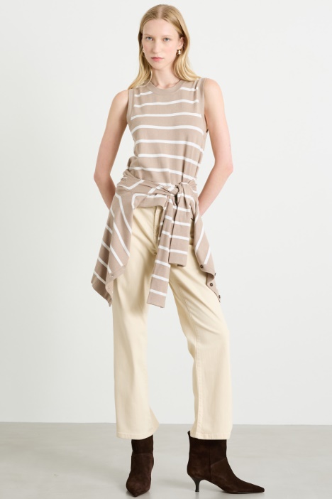 Pantaloni flare in gabardina Intrend