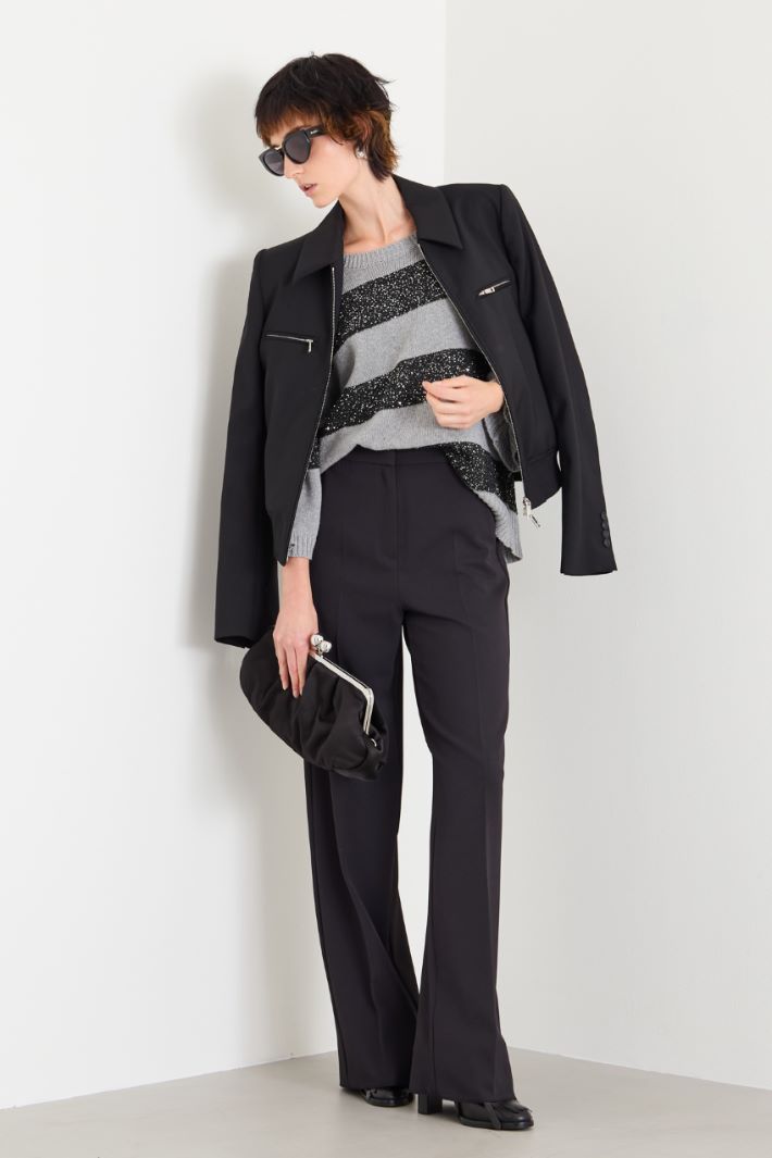 Wide-leg trousers Intrend