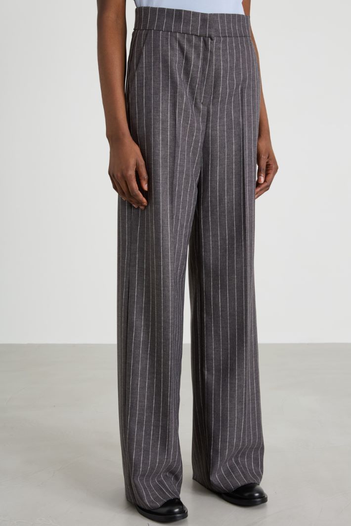 Pantaloni in gabardina gessata