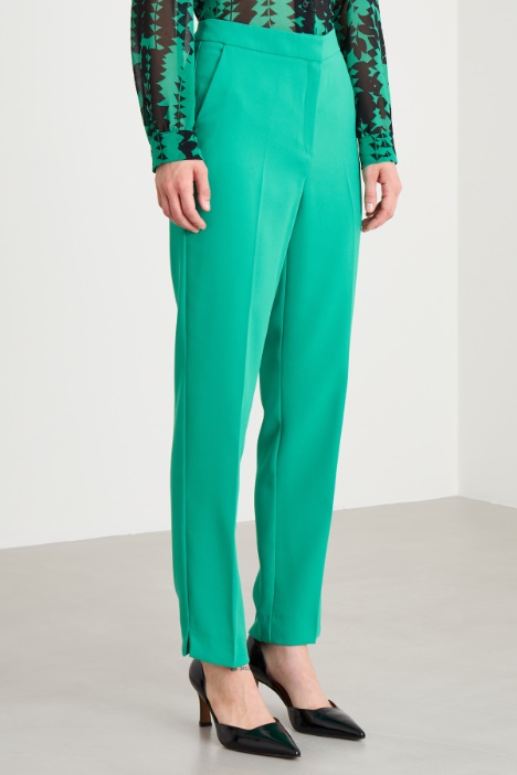 Pantaloni in envers satin