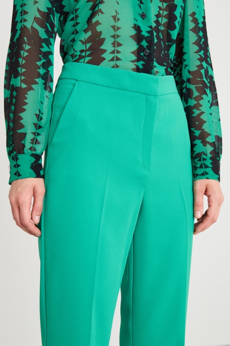 Pantaloni in envers satin