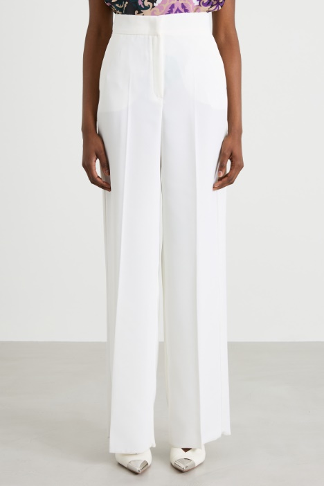 Pantaloni in envers satin