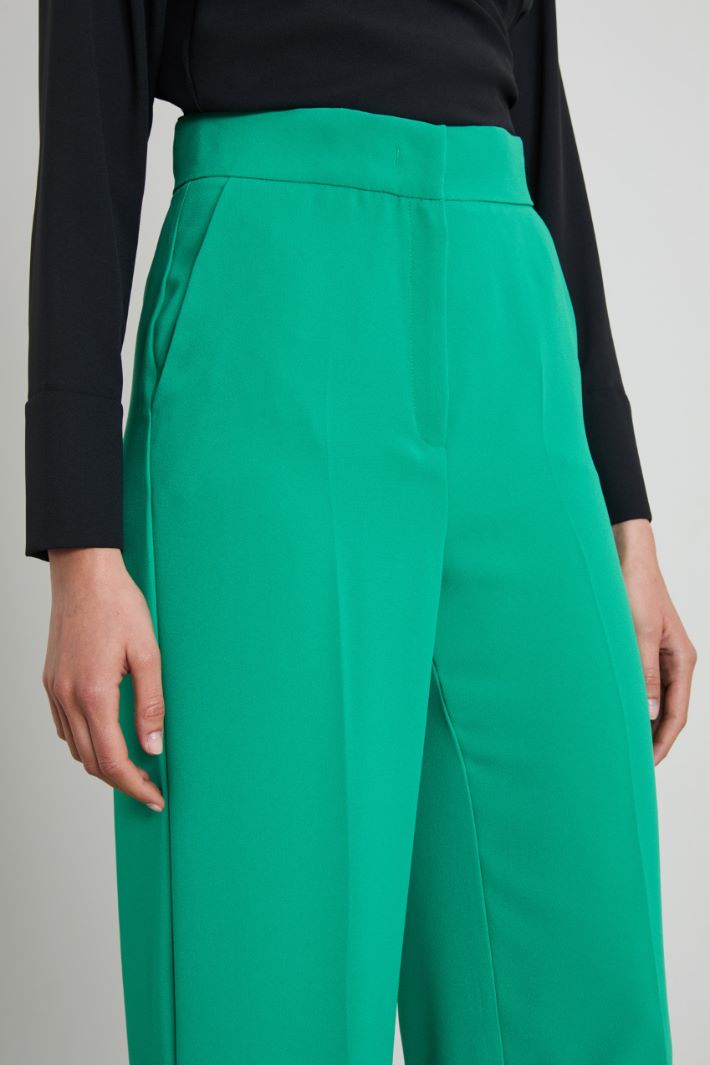Pantaloni in envers satin Intrend - 4