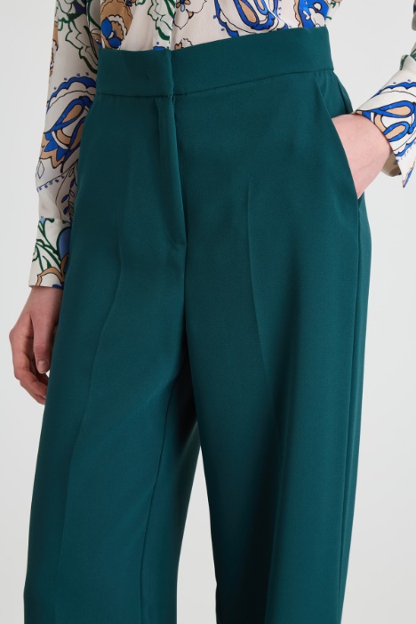 Pantaloni in envers satin