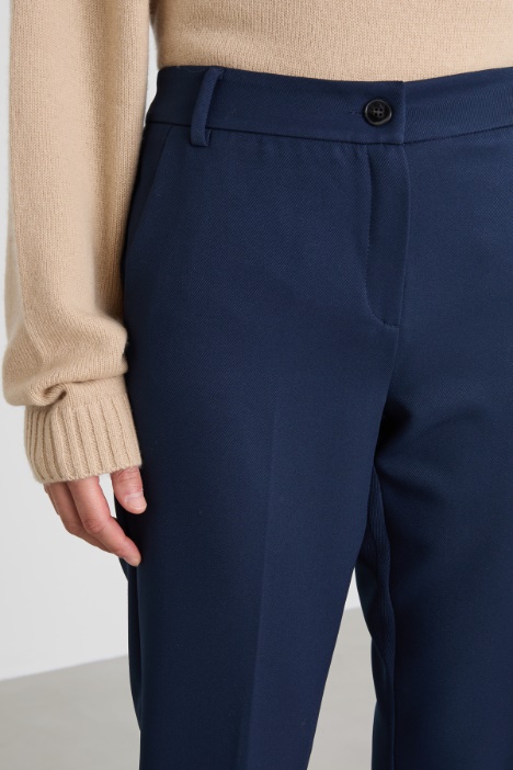 Pantaloni a sigaretta