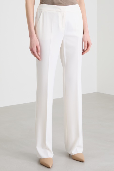 Pantaloni in twill con piega