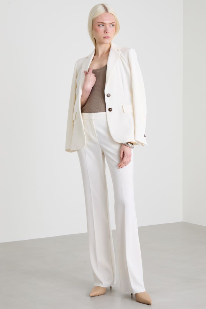 Pantaloni in twill con piega Intrend