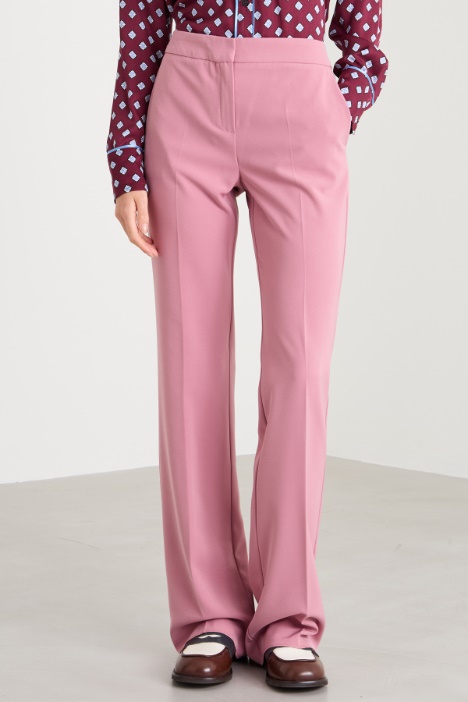 Pantaloni in twill con piega