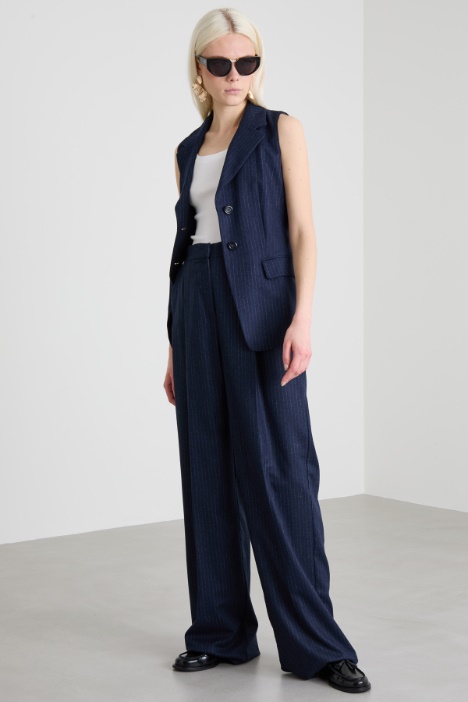Gilet gessato con cintura Intrend