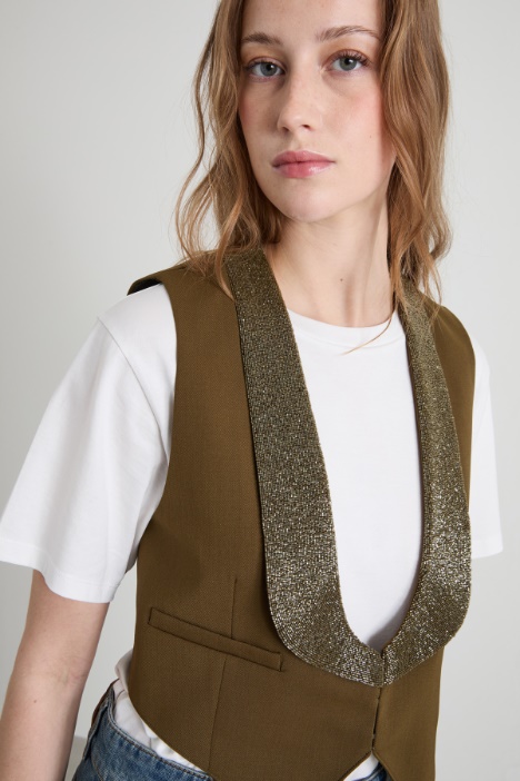Gilet corto con perline