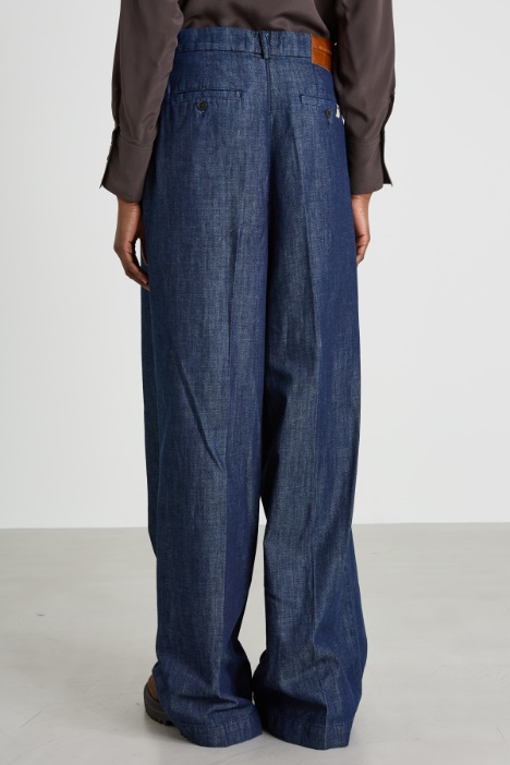 Pantaloni in denim leggero
