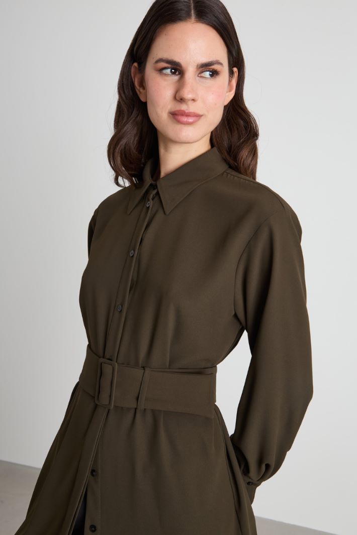 Crepe shirt with belt Intrend - 4