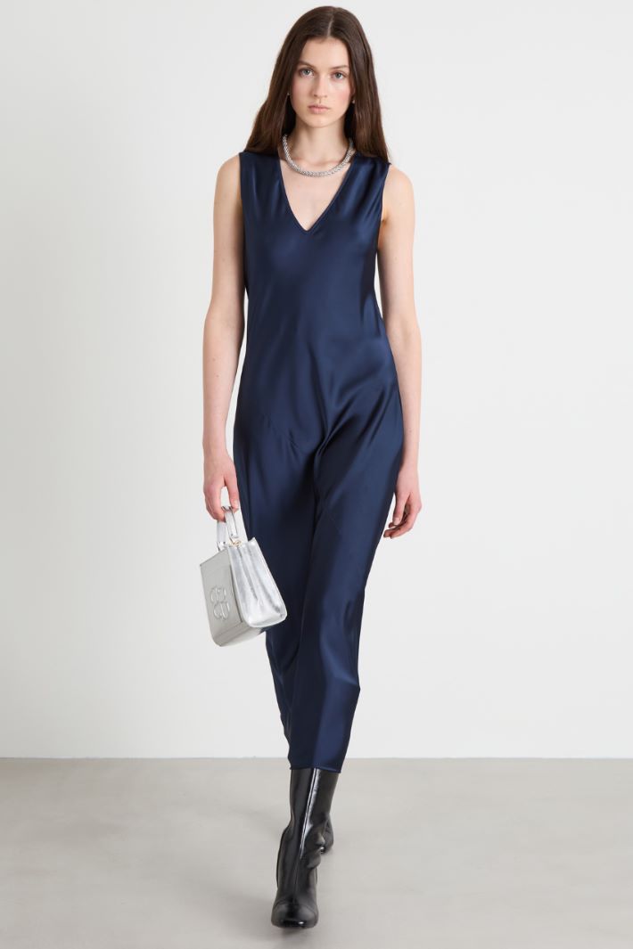 Satin dress Intrend