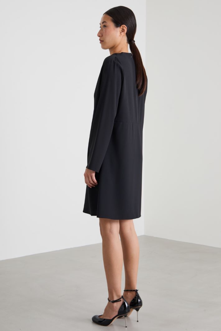 Crepe dress Intrend - 3
